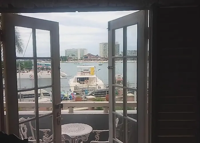 Seaview Retreat Apartamento *